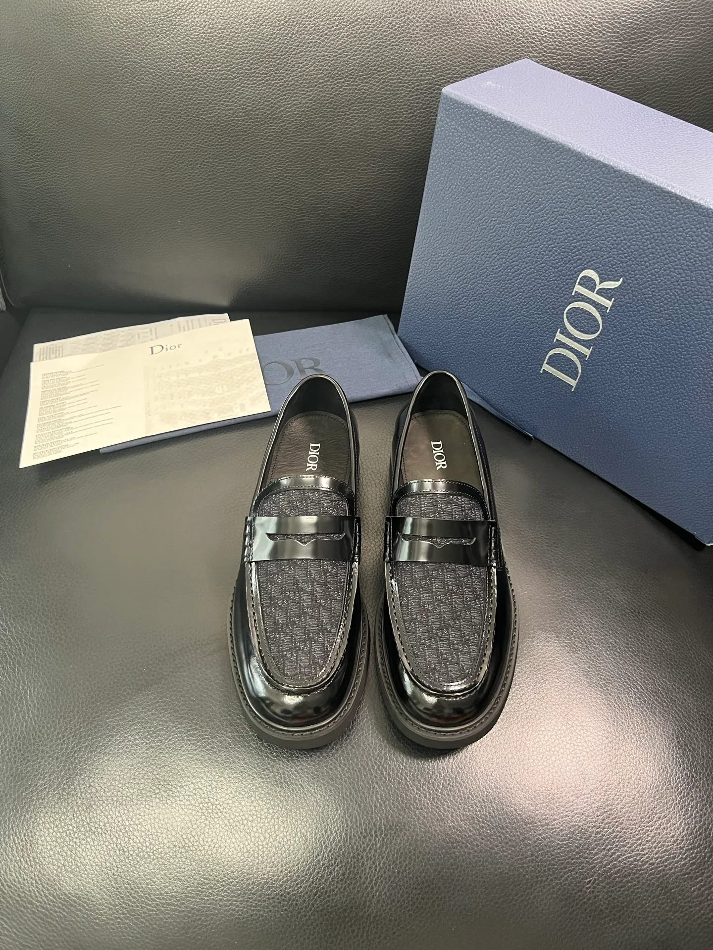 Men's men's shoes💰860 Dior top crafts Dior counter synchronization, original factory configuration, original cowhide fabric imported from Italy, breathable and comfortable imported water-dyed cow lining, sole: original factory special supply original sole super comfortable, original factory with single goods high quality, you can enter and exit the counter at will, welcome to compare counter synchronization, code number 39-44 (order 38 45) 85853